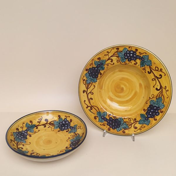 SET OF PASTA-SOUP BOWLS ON CM.22 DIAMETER, CM.5H.